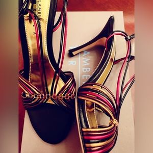 Beautiful, very comfortable and like new, black evening sandals